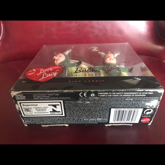 Pink Label Barbie Collector Lucy is Envious Episode 89 - Picture 2 of 5